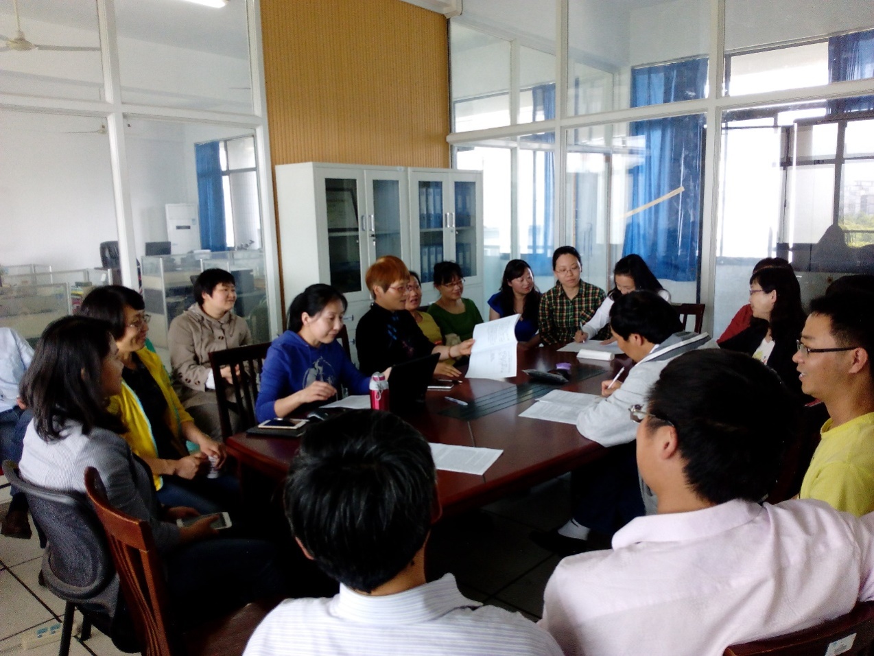 信计系召开专业建设与课程设置研讨会